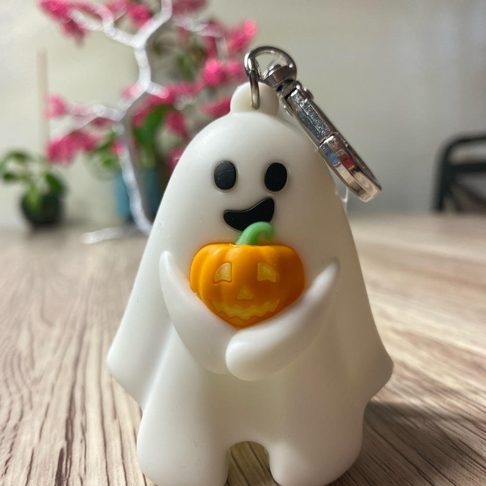 Cute Ghost pocketbac holder